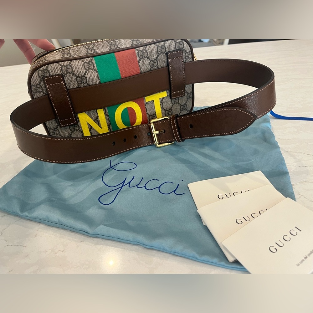 100% Authentic Gucci Belt Bag with dust bag and cards. Limited Edition - Picture 3 of 8